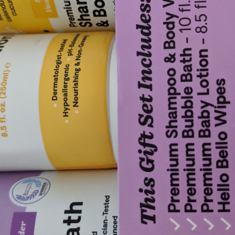 Hello Bello Squeaky Clean Kiddo Kit, Baby Bath Time Gift Set - Picture 4 of 5